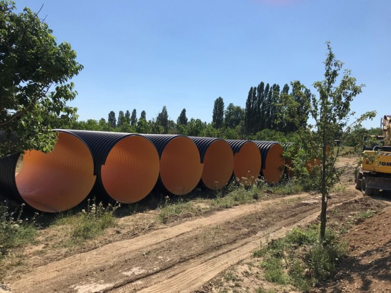 Михаил Храмов проверил ход строительства и проектирования объектов ФЦП Симферополя